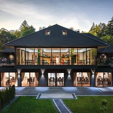 مبيت وإفطار Brody  Ostoja Garden المظهر الخارجي الصورة